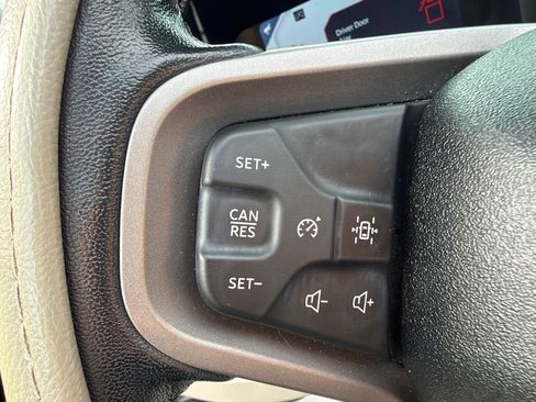 Used 2022 Ford Bronco Wildtrak AWD/4WD image 27