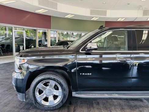 Used 2018 Chevrolet Tahoe 4WD image 15