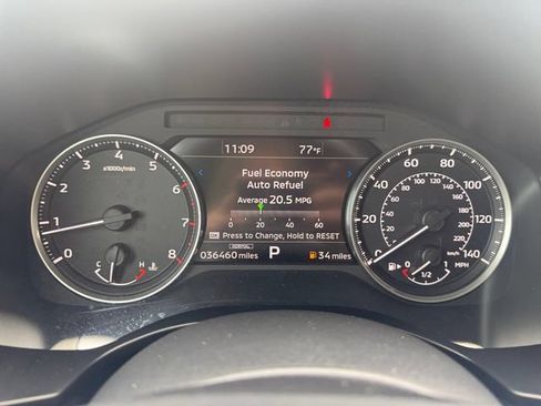 Used 2024 Mitsubishi Outlander SE Black Edition FWD image 16