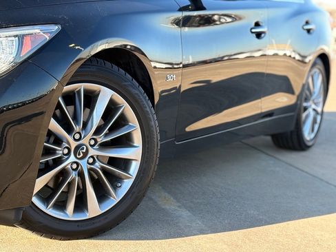 Used 2018 INFINITI Q50 Luxe image 11