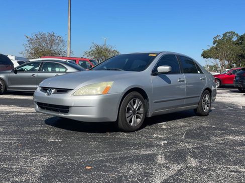 Used 2005 Honda Accord LX image 3