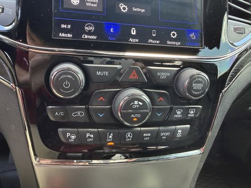 Used 2020 Jeep Grand Cherokee High Altitude image 30