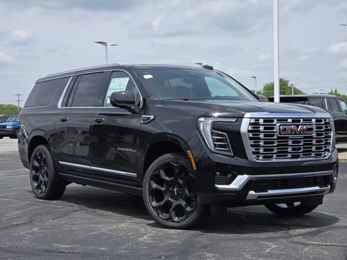 New 2026 GMC Yukon XL Denali w/ Denali Reserve Package AWD/4WD image 2