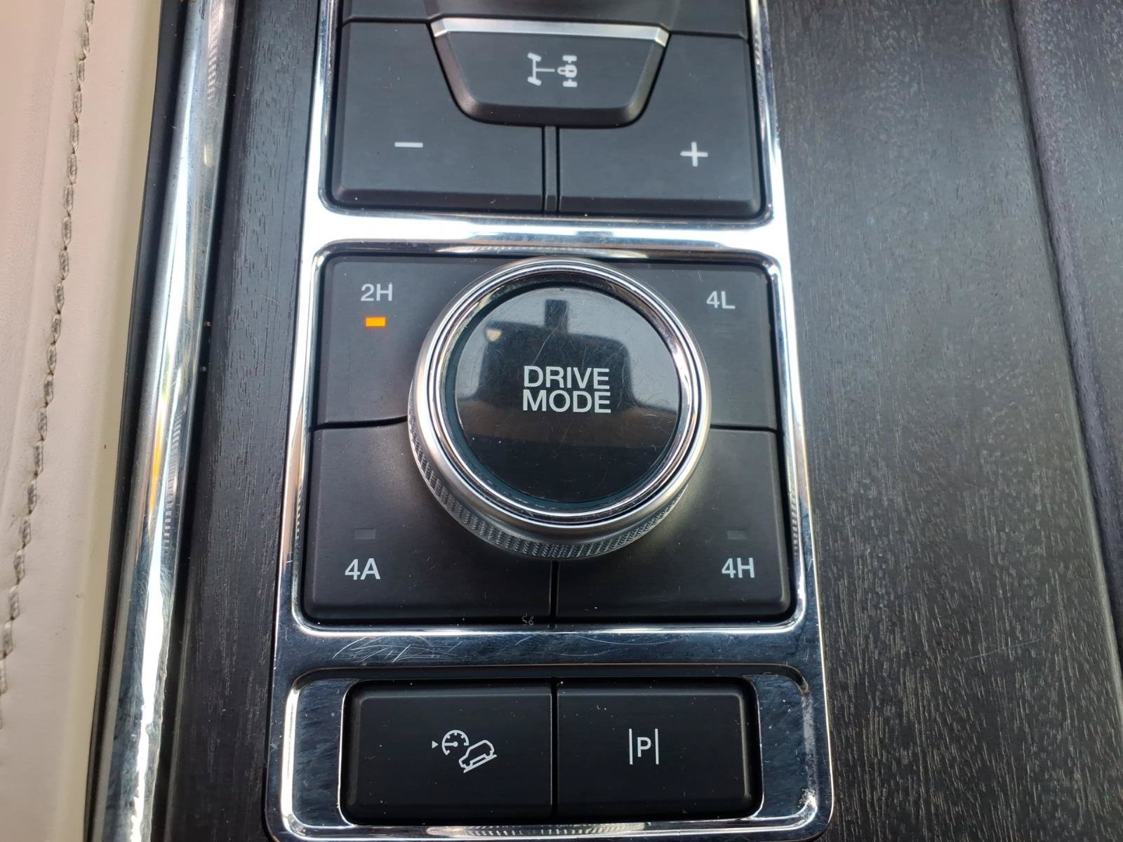 Used 2022 Ford Expedition Max Platinum AWD/4WD image 27