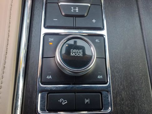Used 2022 Ford Expedition Max Platinum AWD/4WD image 27