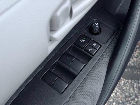 Used 2025 Toyota Corolla LE FWD image 12