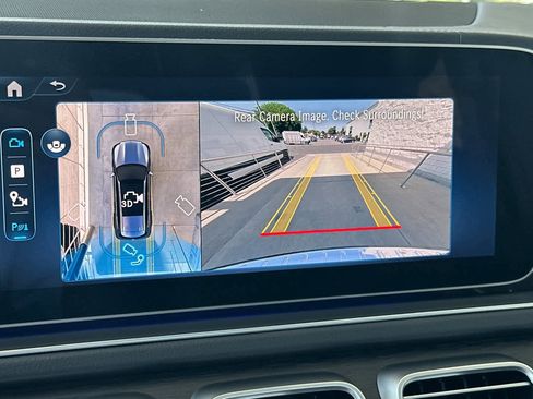 Certified 2025 Mercedes-Benz GLS 450 4MATIC image 19