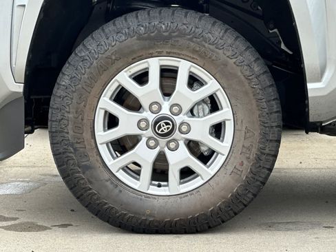 Used 2025 Toyota Tacoma SR5 w/ SR5 Upgrade Package image 24