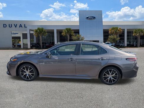 Used 2024 Toyota Camry SE w/ Convenience Package FWD image 7