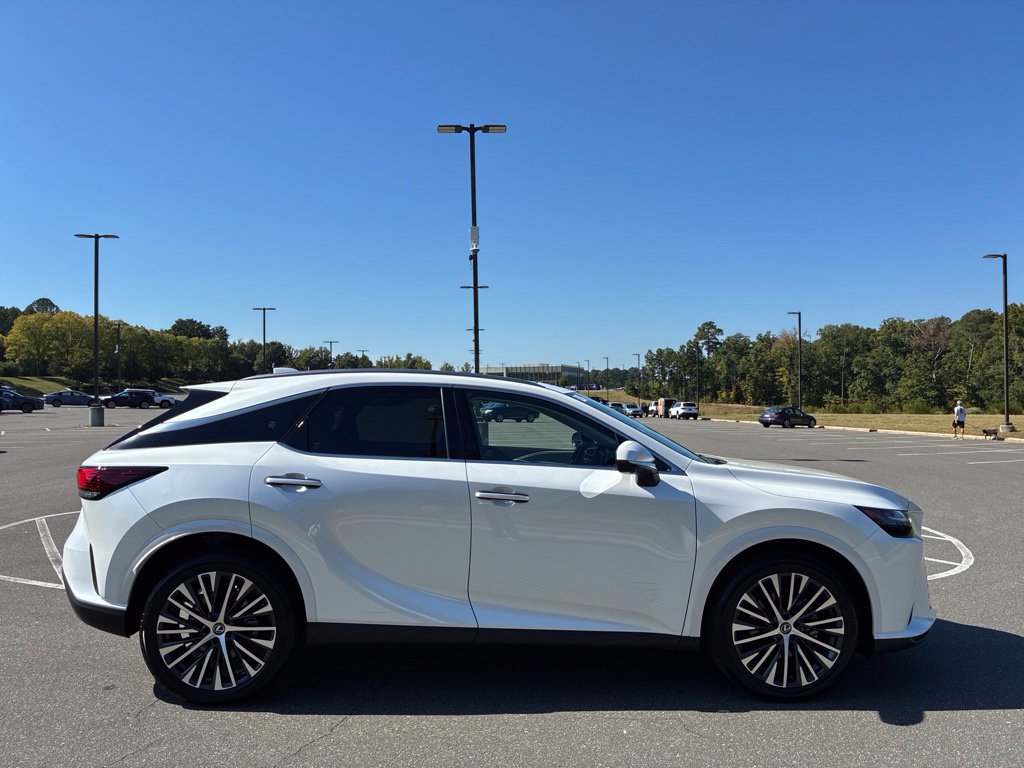 Certified 2025 Lexus RX 350 Premium Plus w/ Accessory Package (Z1) FWD image 4