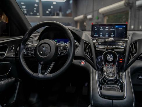 Used 2025 Acura RDX SH-AWD image 14