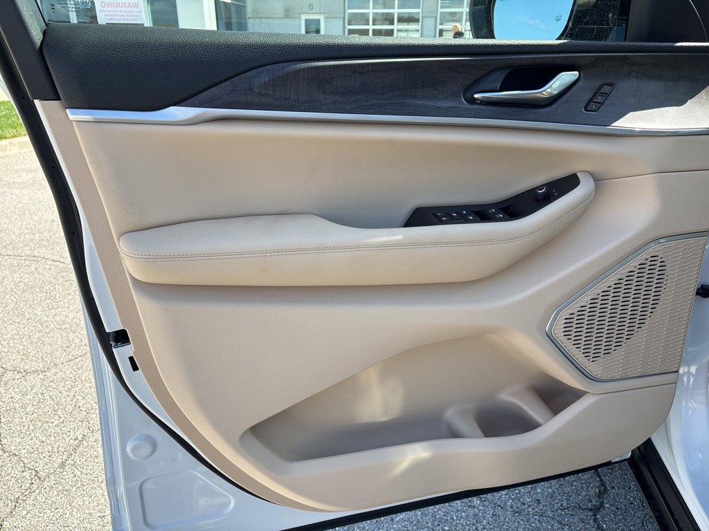New 2026 Jeep Grand Cherokee Limited AWD/4WD image 8