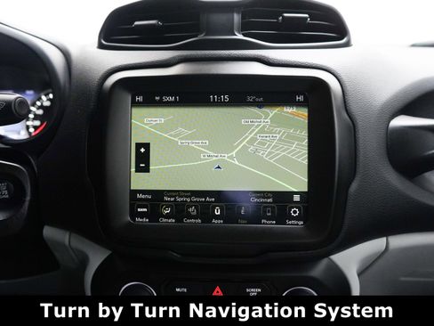 Used 2022 Jeep Renegade Latitude w/ Convenience Group image 31