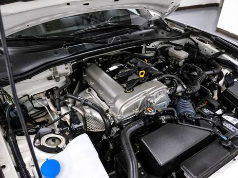 Used 2018 MAZDA MX-5 Miata RF Grand Touring RWD image 45