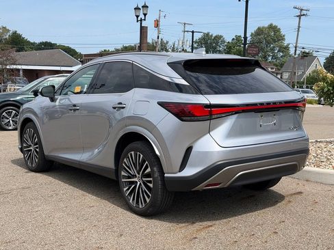 Used 2024 Lexus RX 350 Premium Plus w/ Convenience Package AWD/4WD image 3