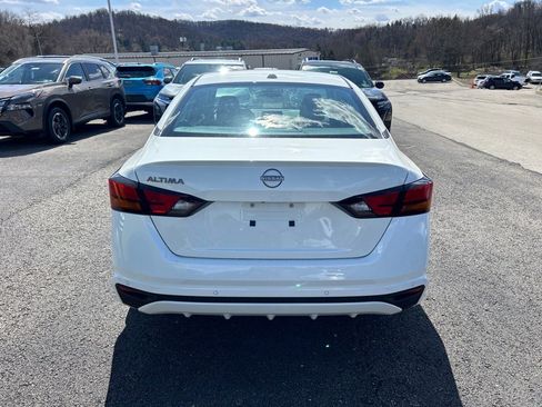 New 2025 Nissan Altima 2.5 S image 3