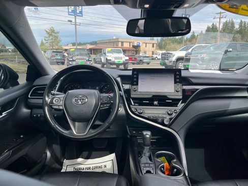 Used 2022 Toyota Camry XSE w/ Carpet Mat Package (TMS) image 19