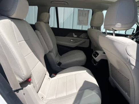 Certified 2024 Mercedes-Benz GLS 450 4MATIC image 17