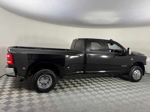 Used 2024 RAM 3500 Laramie AWD/4WD image 7