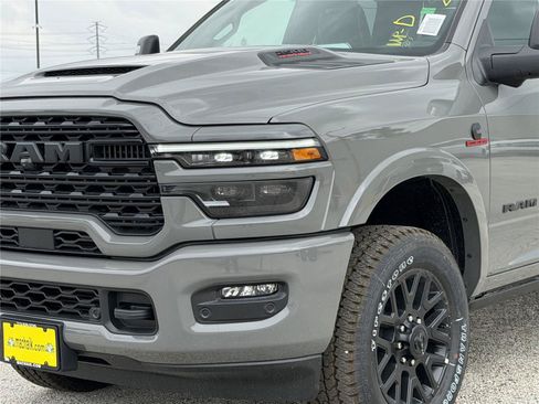 New 2026 RAM 2500 Limited AWD/4WD image 8