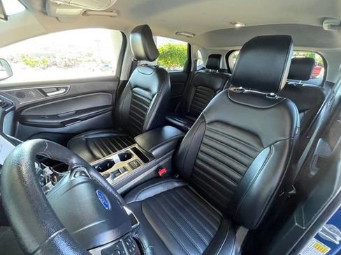 Used 2024 Ford Edge SEL AWD/4WD image 8