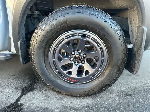 Used 2025 Nissan Frontier Pro-X w/ Pro Convenience Package image 10