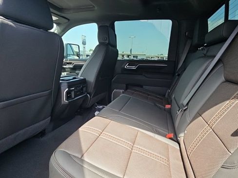 Used 2026 Chevrolet Silverado 3500 High Country w/ High Country Premium Package AWD/4WD image 22