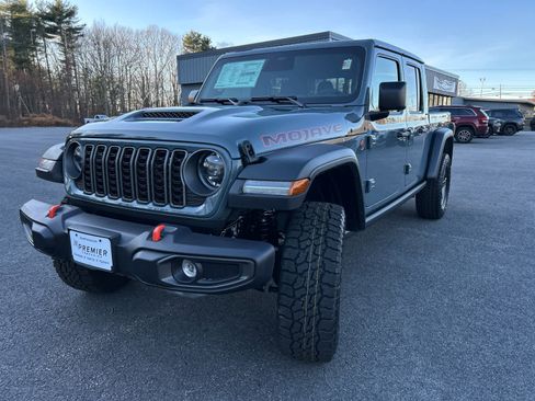 New 2026 Jeep Gladiator Mojave w/ Safety Group image 15