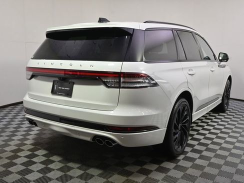 New 2026 Lincoln Aviator Reserve AWD/4WD image 6