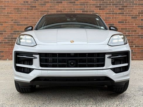 New 2025 Porsche Cayenne S AWD/4WD image 10
