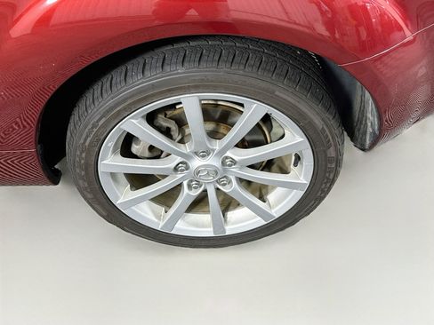 Used 2006 MAZDA MX-5 Miata Sport RWD image 11