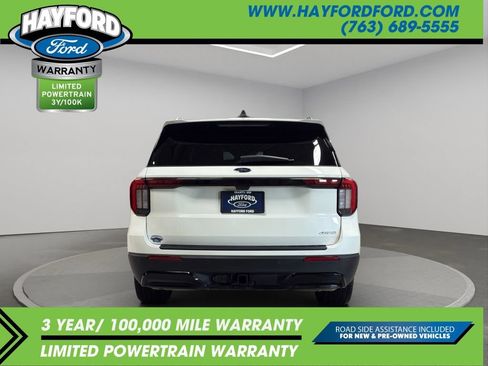 Used 2025 Ford Explorer ST-Line w/ Premium Package AWD/4WD image 4