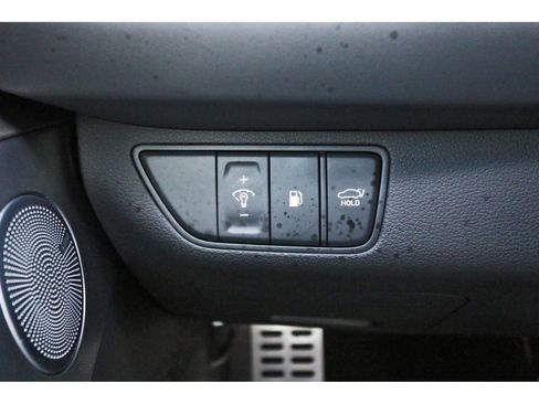 Used 2025 Genesis G70 3.3T Advanced w/ Sport Prestige Package image 21