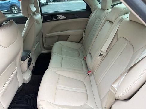 Used 2017 Lincoln MKZ Reserve w/ Climate Package FWD image 9
