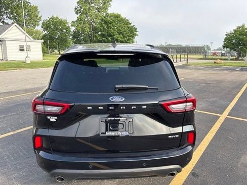 Used 2024 Ford Escape ST-Line w/ Tech Pack #1 AWD/4WD image 14