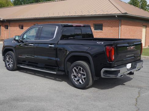 New 2026 GMC Sierra 1500 SLT w/ SLT Premium Package image 7