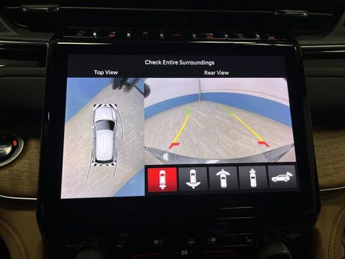 Used 2024 Jeep Grand Cherokee L Summit image 11