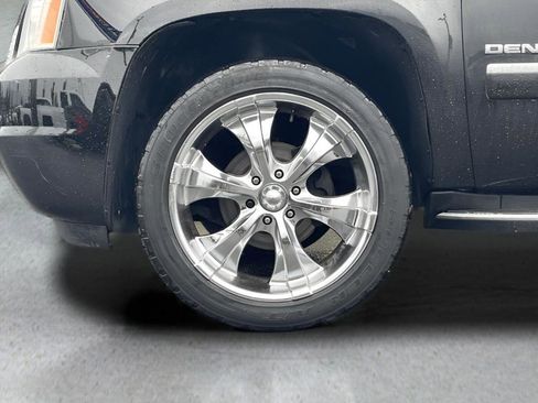 Used 2014 GMC Yukon Denali image 11