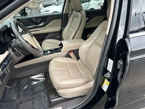 Certified 2022 Lincoln Corsair Grand Touring image 32