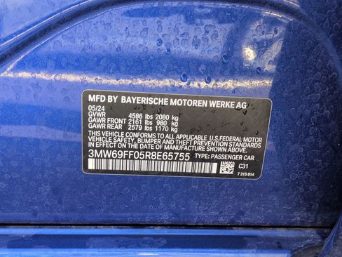 Certified 2024 BMW 330i Sedan w/ M Sport Package image 33