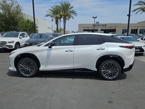 Used 2024 Lexus RZ 450e Premium w/ Accessory Package (Z1) AWD/4WD image 9