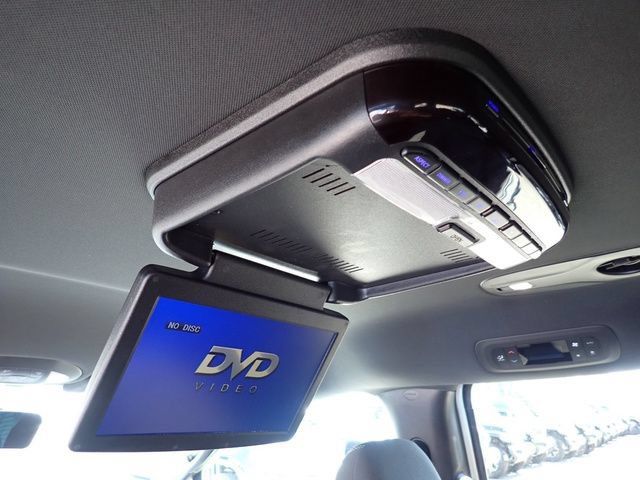 Certified 2020 Chrysler Pacifica Touring w/ S Appearance Package FWD image 16