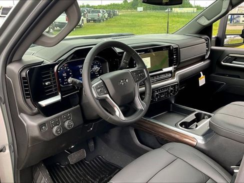 New 2026 Chevrolet Silverado 2500 LT w/ Trail Boss Package AWD/4WD image 6