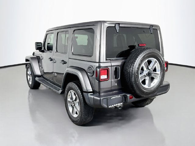 Used 2018 Jeep Wrangler Unlimited Sahara AWD/4WD image 10
