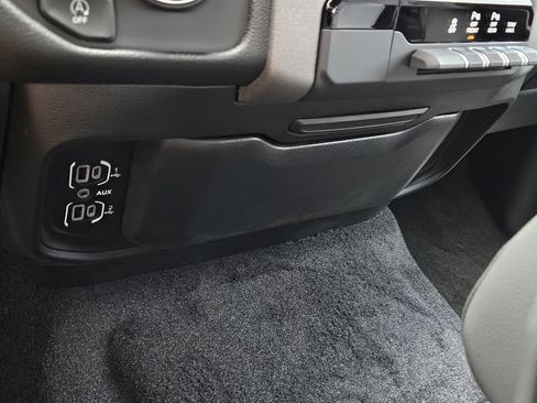 New 2026 RAM 1500 Tradesman AWD/4WD image 20