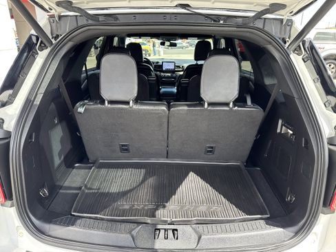 Used 2020 Ford Explorer Limited w/ Class III Trailer Tow Package AWD/4WD image 13