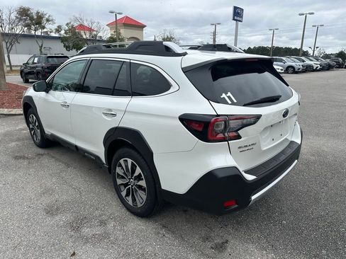 Used 2025 Subaru Outback Touring image 9