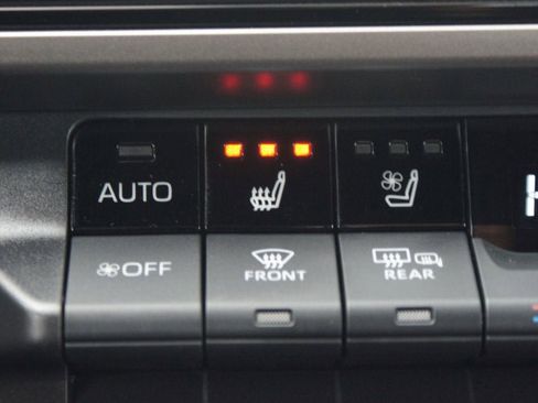 Certified 2025 Toyota Camry XSE image 8