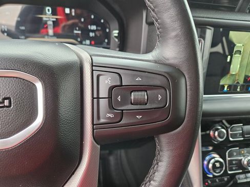 Used 2023 GMC Yukon Denali image 23