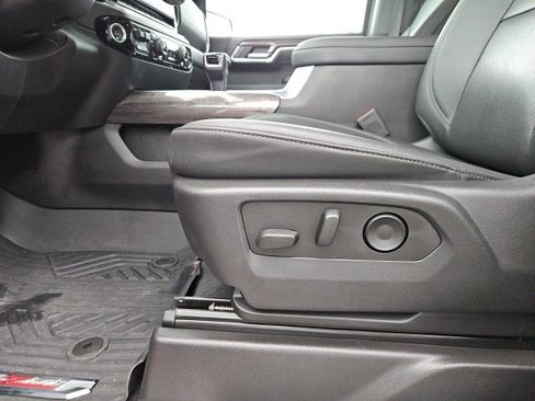 Certified 2024 Chevrolet Silverado 1500 LTZ w/ LTZ Convenience Package II image 31